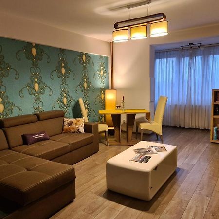 Central Cosy Apart Oradea Apartment Exterior foto