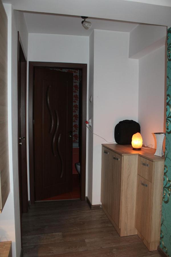 Central Cosy Apart Oradea Apartment Exterior foto