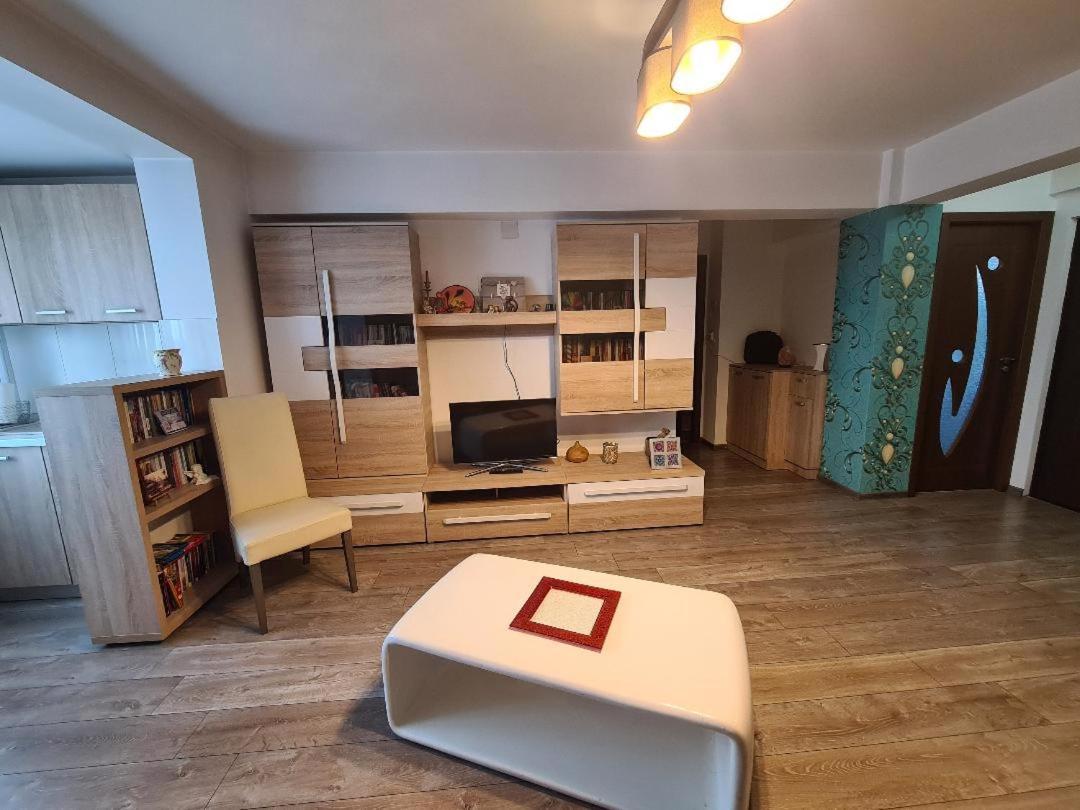 Central Cosy Apart Oradea Apartment Exterior foto